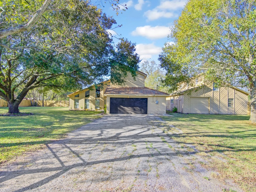 4004 County Road 833, Alvin, TX 77511 - photo 1