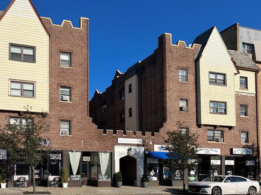240 Halstead Ave unit A4, Harrison, NY 10528 - photo 1
