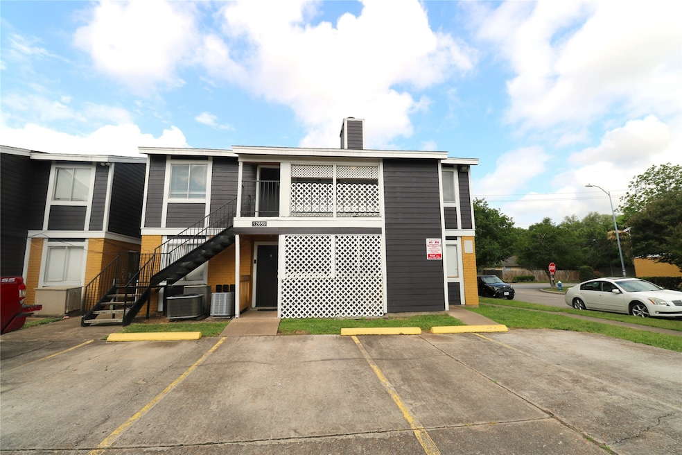 For Rent $1,280/month