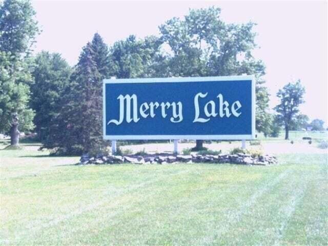 Merry Lake sign