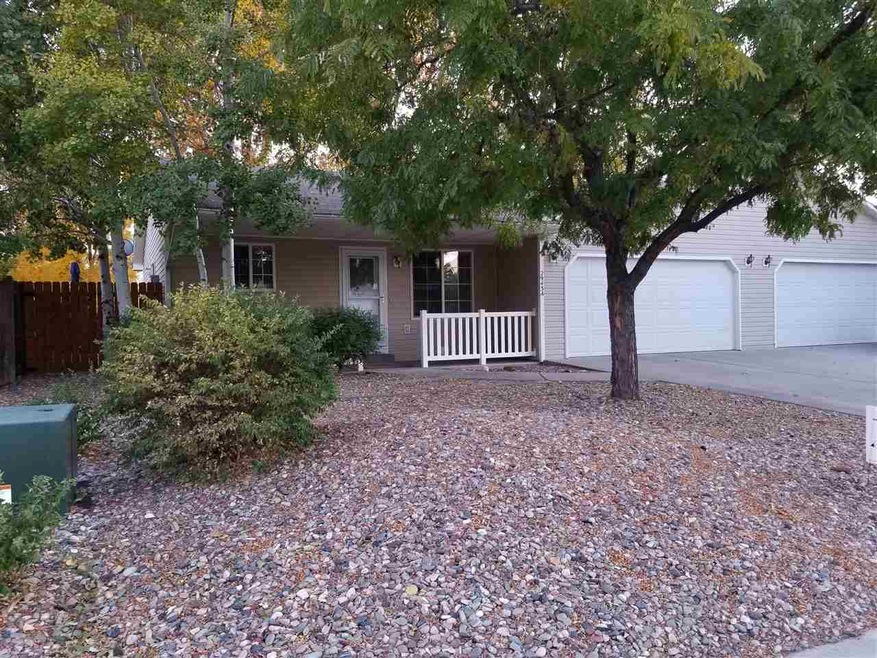 2943 S Palace Cir unit A, Grand Junction, CO 81504 - photo 1