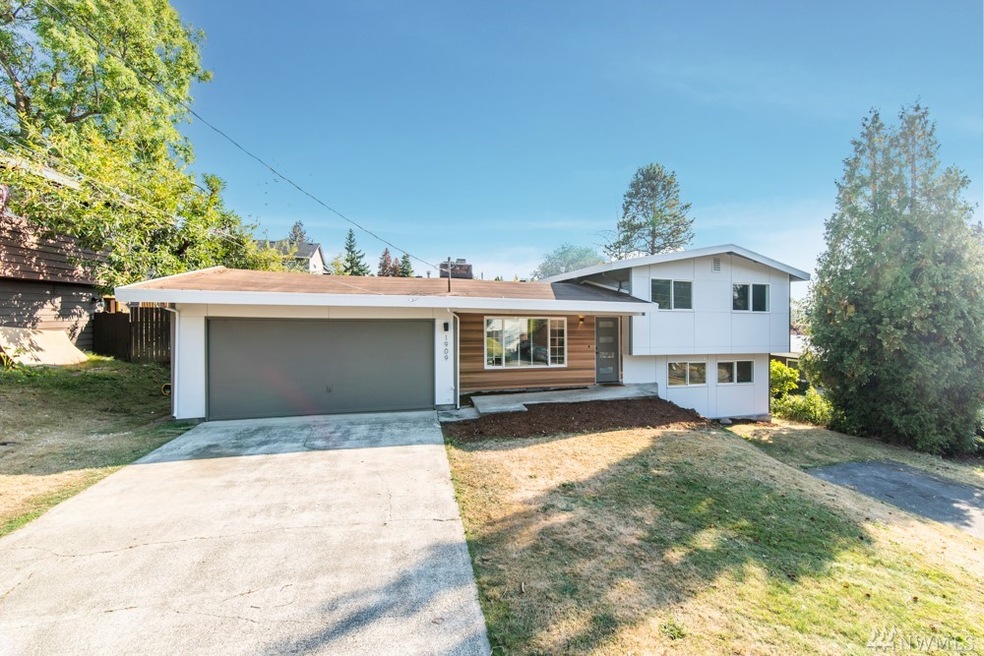 1909 S 244th St, Des Moines, WA 98198 - photo 1