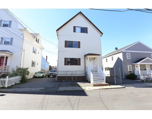14 Whittier St, Lynn, MA 01902 - photo 1