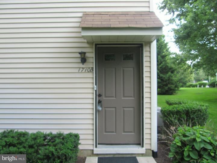 1710B Ralston Dr unit 1710B, Mount Laurel, NJ 08054 - photo 1