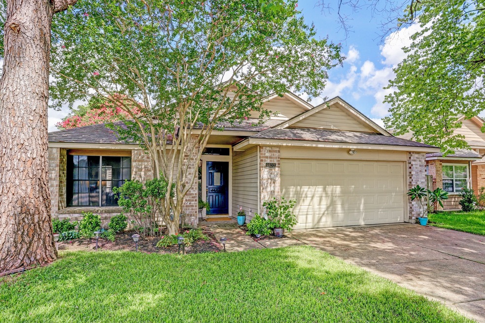 8623 Spring Green Dr, Houston, TX 77095 - photo 1