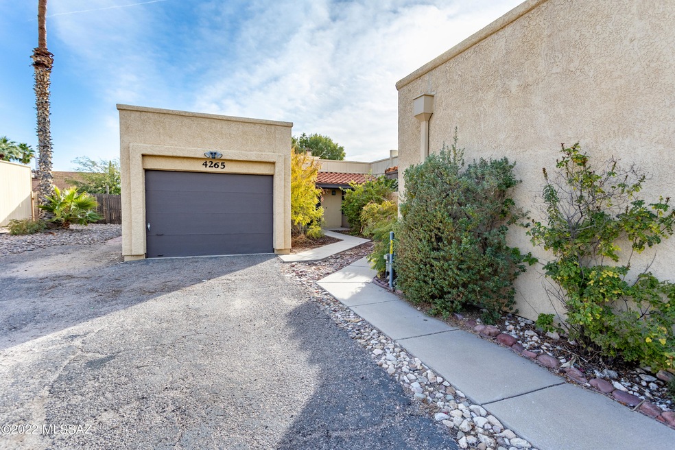 1-Car Garage & Front of Home