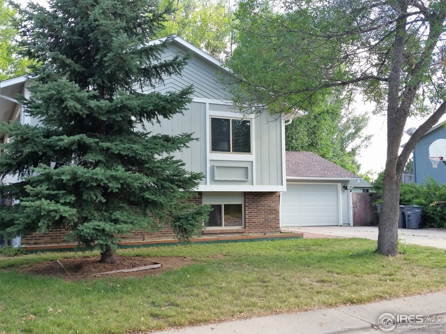 Welcome to 1543 Euclid Circle!