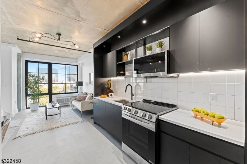 59 Mcwhorter St, Newark, NJ 07105 - photo 1