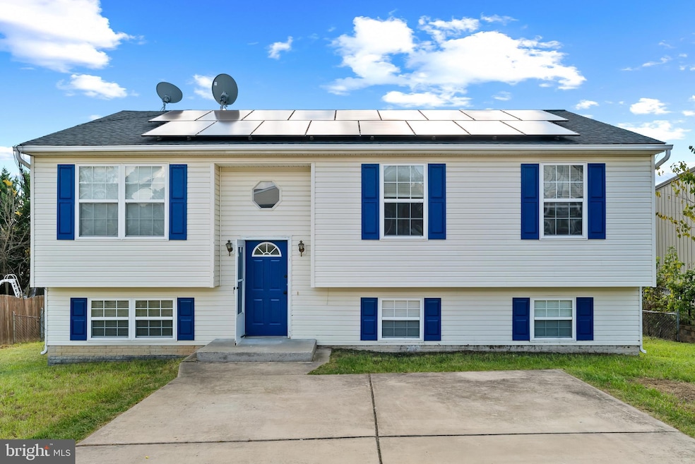 2807 Illinois Ave, Halethorpe, MD 21227 - photo 1