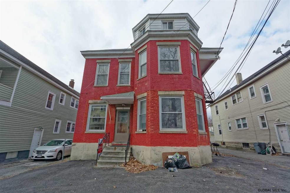 4 Columbia St, Schenectady, NY 12308 - photo 1