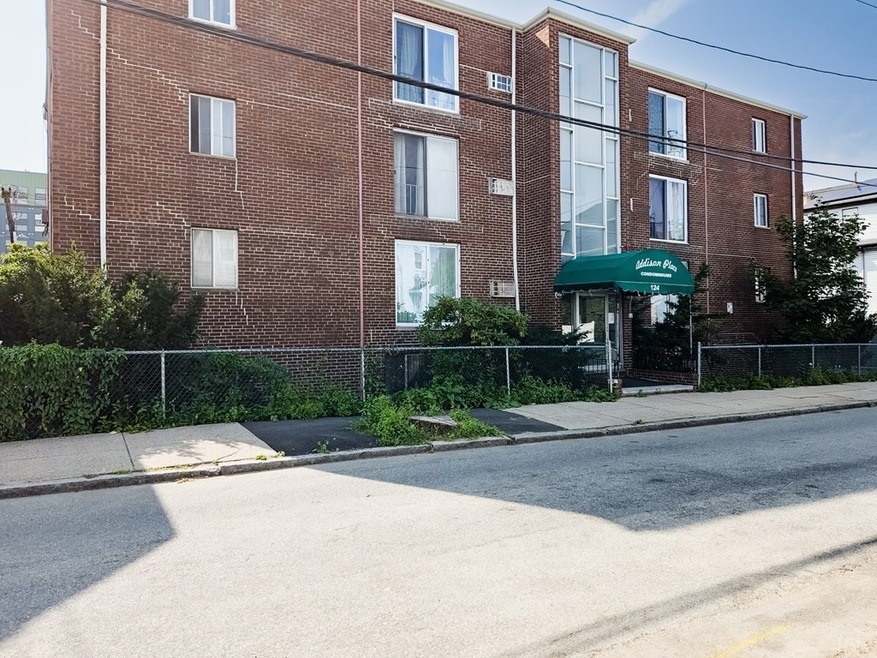 124 Addison St unit 16, Chelsea, MA 02150 - photo 1