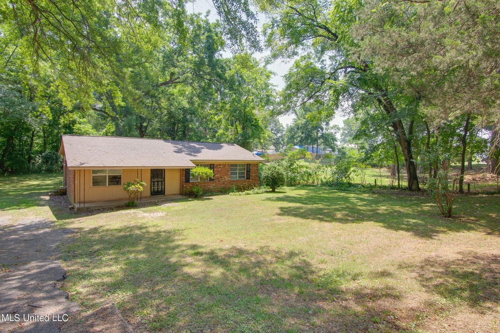 2252 Fuhrer St, Hernando, MS 38632 - photo 1