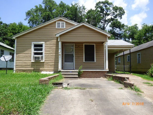 89 E Franklin St, Natchez, MS 39120 - photo 1