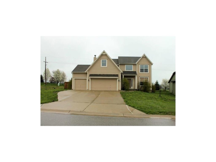 19180 W 207th Terrace, Spring Hill, KS 66083 - photo 1