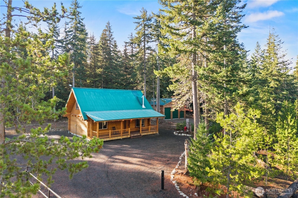 170 Evergreen Way, Easton, WA 98925 - photo 1