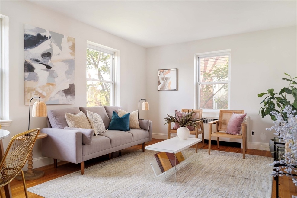 Cambridge Court unit L5B, Cambridge, MA 02139 - photo 1