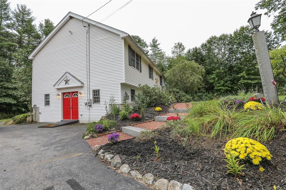 54 Lesmerises Rd, Loudon, NH 03307 - photo 1