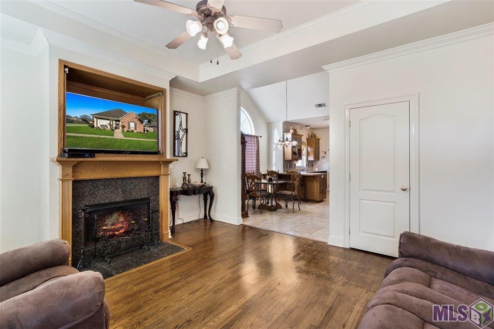 6463 Windwood Dr, Zachary, LA 70791 - photo 1