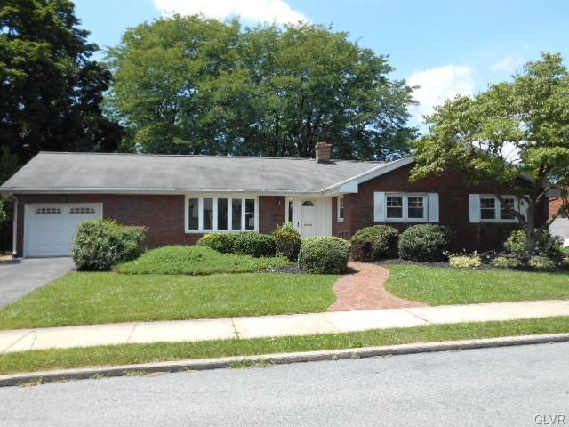 920 N Leh St unit 928, Allentown, PA 18104 - photo 1