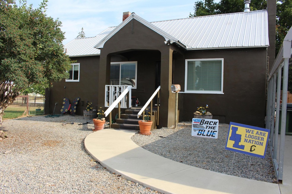 622 Michigan Ave, Libby, MT 59923 - photo 1