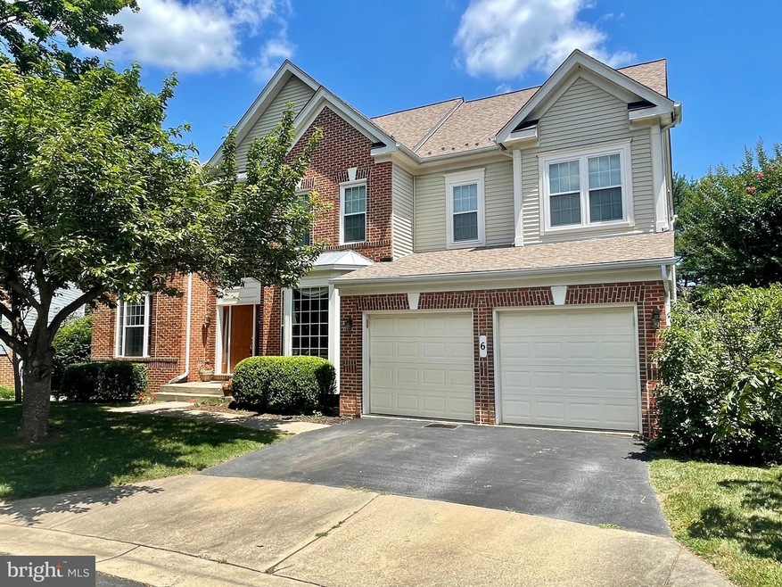 6 Mill Pond Ct, Germantown, MD 20876 - photo 1