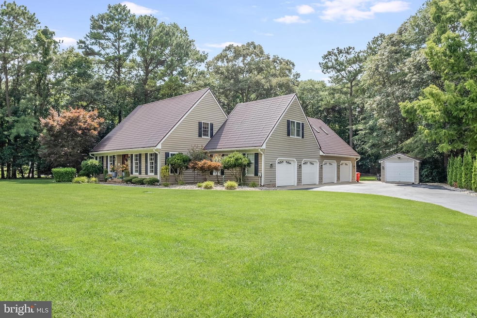 For Sale $644,900 • Co-Listing Agent