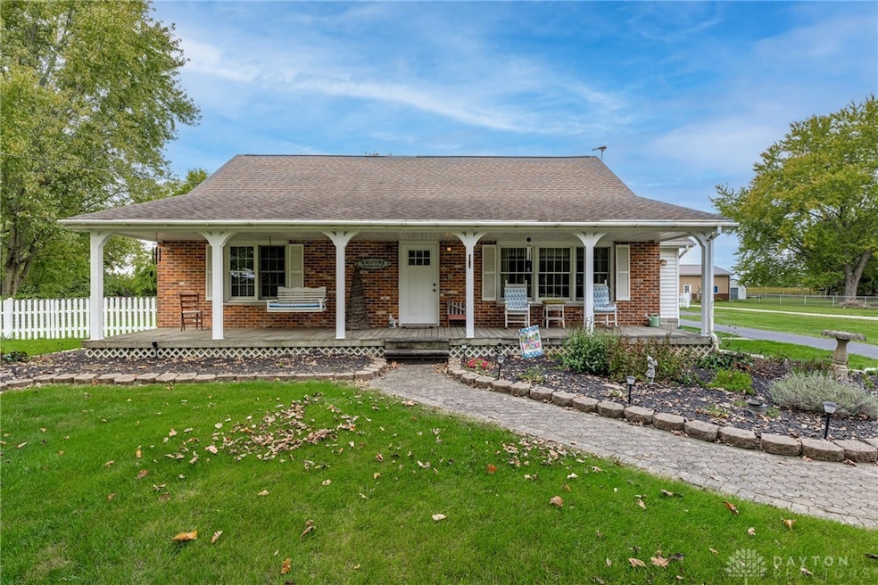 Under Contract $379,000 • Co-Listing Agent