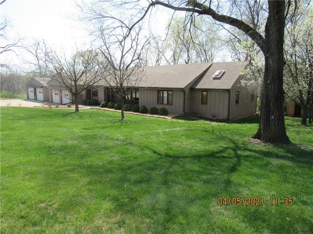 21125 W 71st St, Shawnee, KS 66218 - photo 1