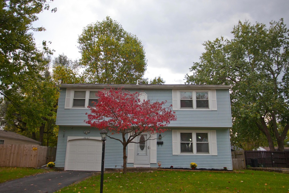5067 Brewster Dr, Columbus, OH 43232 - photo 1