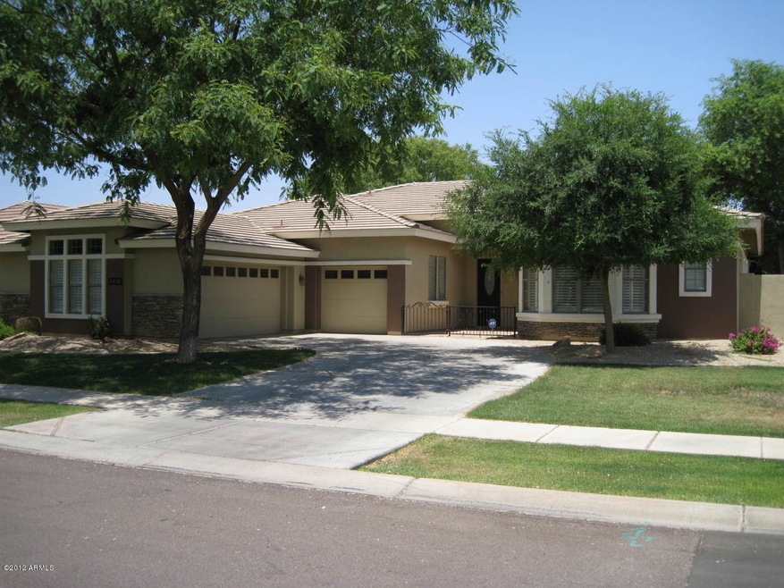 3082 E Washington Ave, Gilbert, AZ 85234 - photo 1
