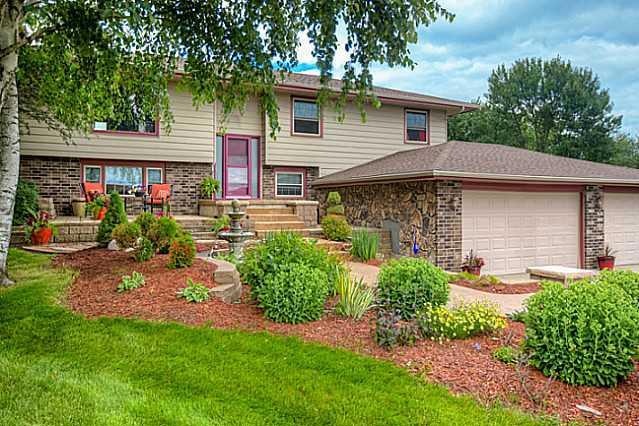 7948 NW 100th St, Grimes, IA 50111 - photo 1