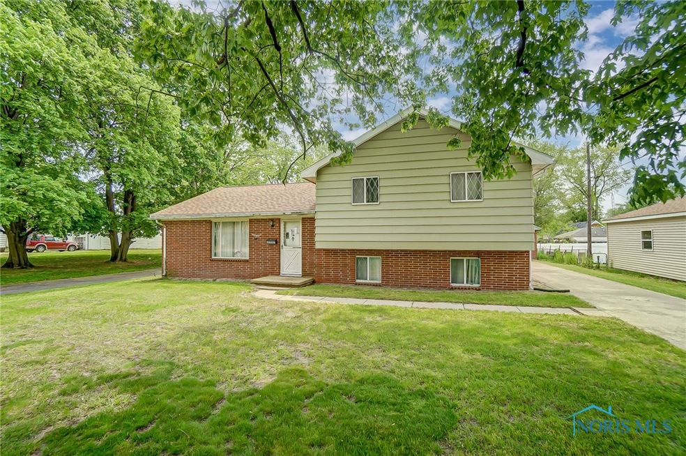 2557 Koehler Ave, Toledo, OH 43613 - photo 1