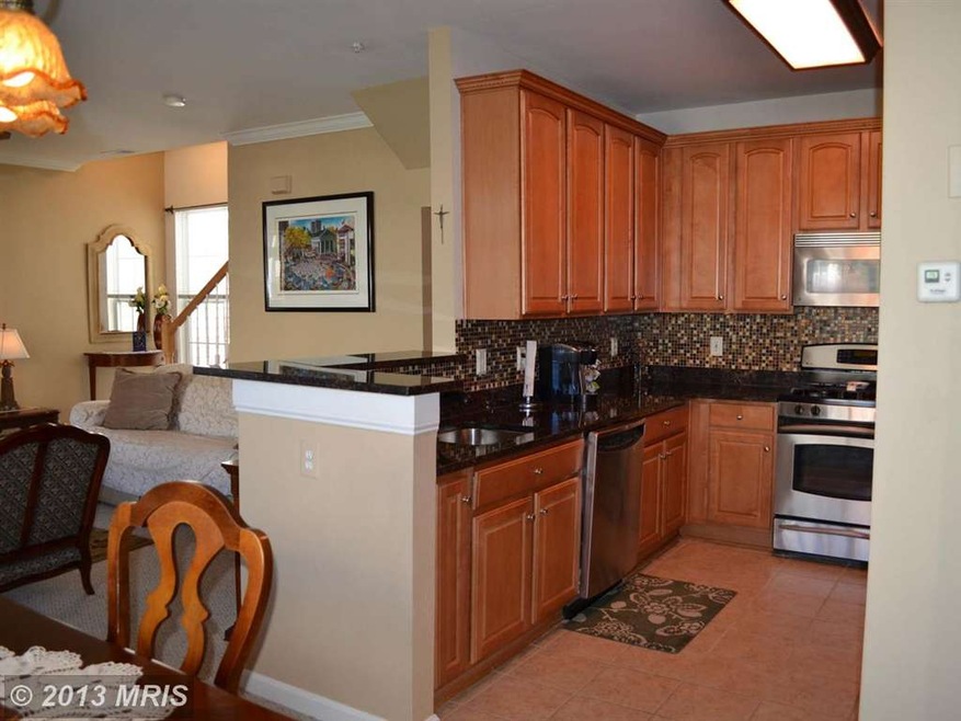 13032 Cabin Creek Rd unit 13032, Herndon, VA 20171 - photo 1