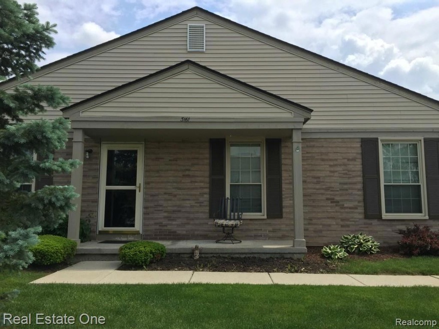 3161 HIGH POINTE RIDGE ENTRY