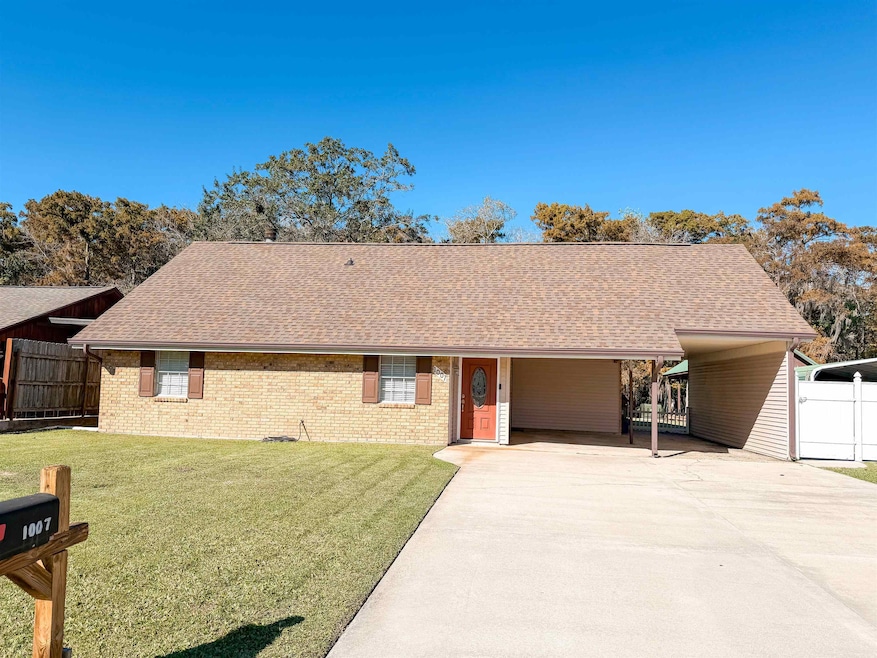 1007 Florence Ct, Morgan City, LA 70380 - photo 1