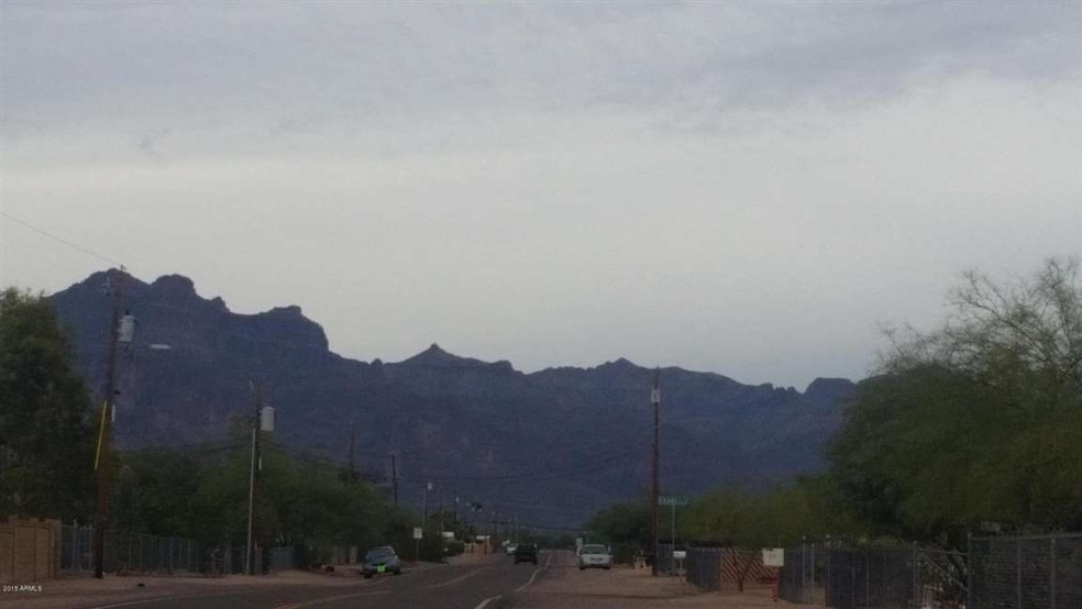Roundup pic mountain