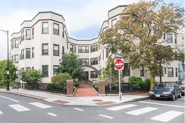 19 Pleasant St unit 5, Cambridge, MA 02139 - photo 1