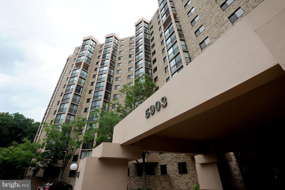 Montebello unit 1116, Alexandria, VA 22303 - photo 1