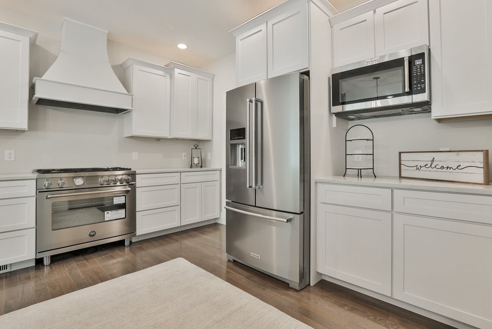 15 Sawtelle Rd, Brookline, NH 03033 - photo 1