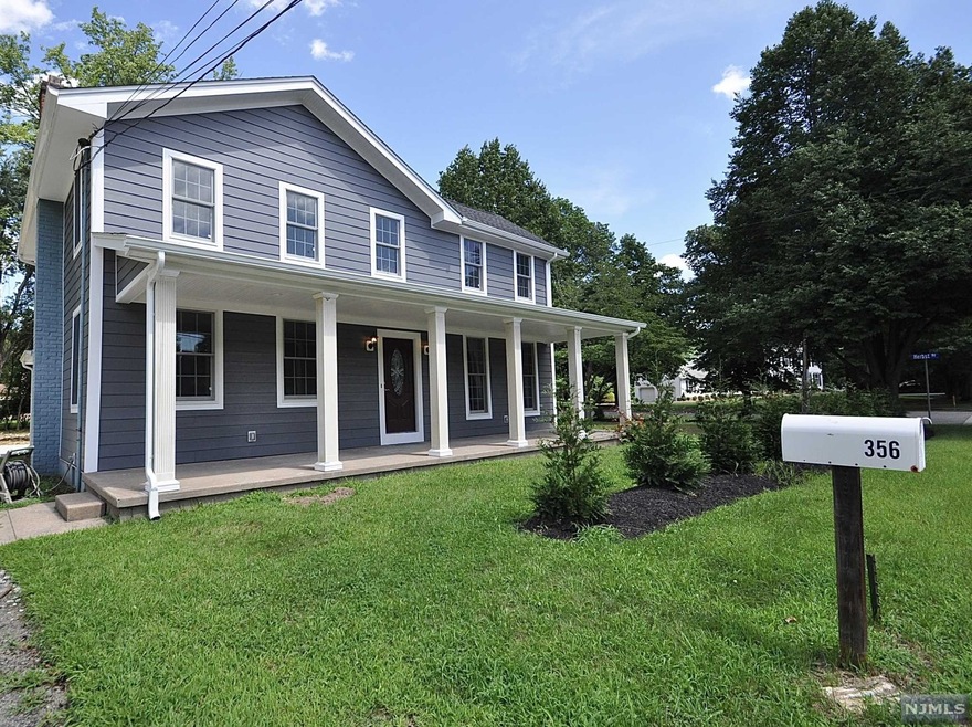 356 Old Tappan Rd unit 2, Old Tappan, NJ 07675 - photo 1