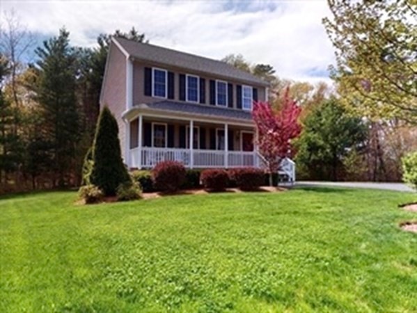 4 Captain Hall Rd, Middleboro, MA 02346 - photo 1