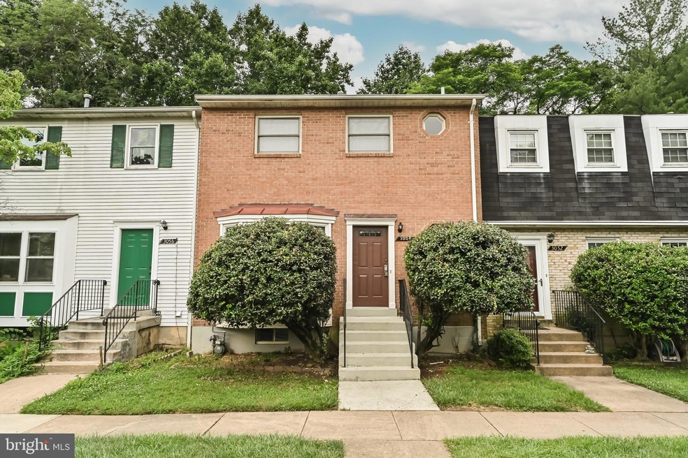 3054 Southern Elm Ct, Fairfax, VA 22031 - photo 1