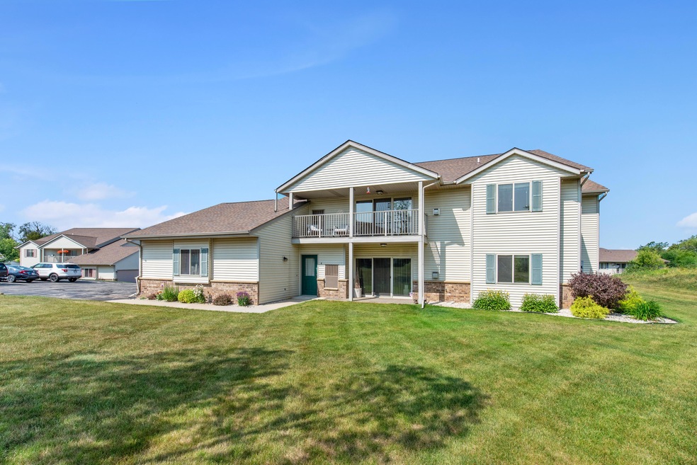 822 Church St Unit 822, Allenton, WI 53002 MLS 1842879