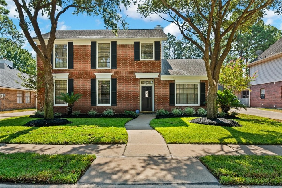 7522 Magnolia Shadows Ln, Houston, TX 77095 - photo 1