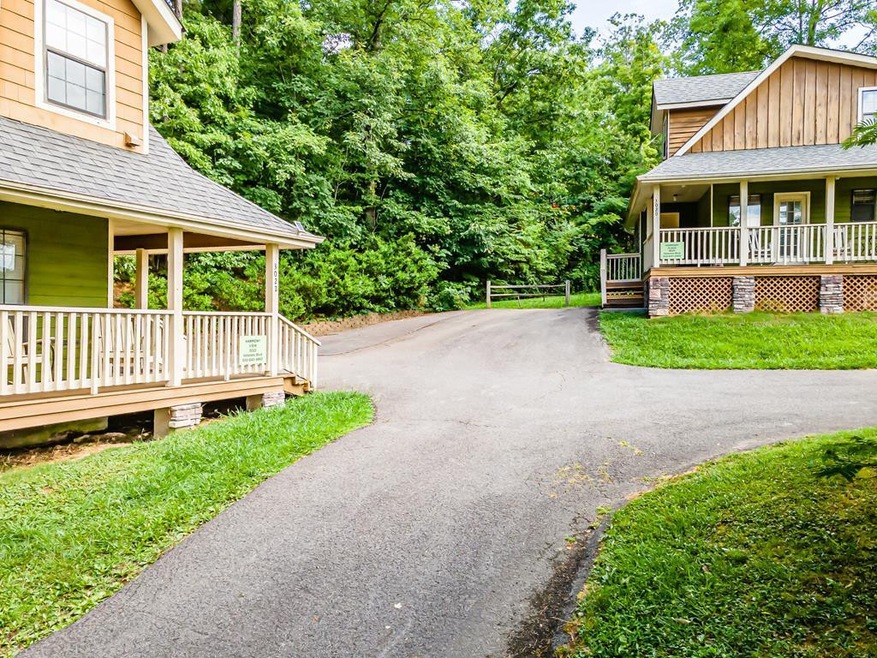 3020 & 3022 Veterans Blvd, Pigeon Forge, TN 37683 - photo 1