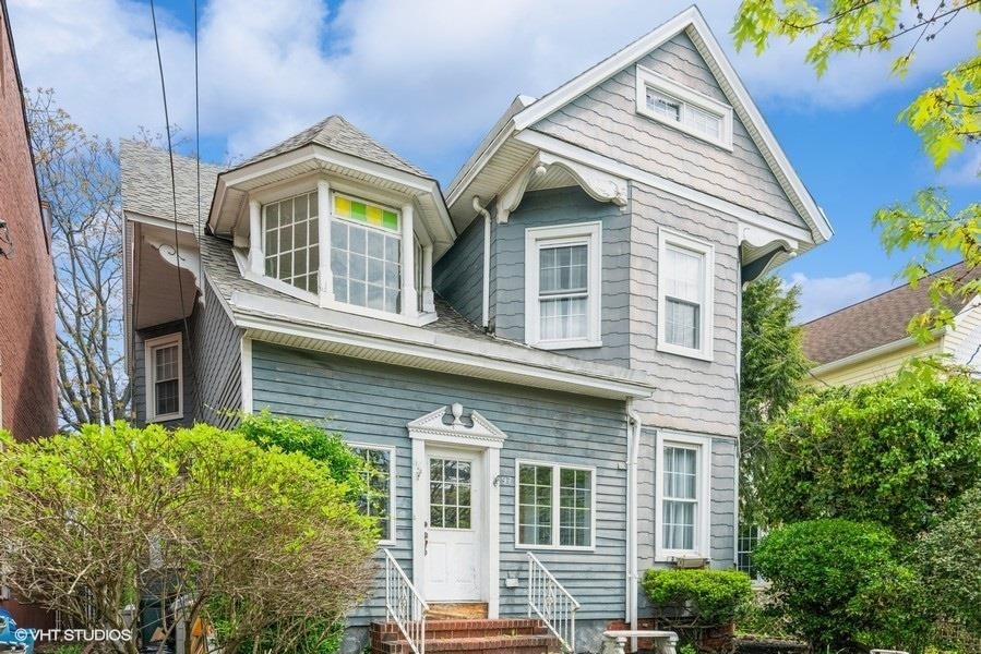 Sold $680,000 • Co-Listing Agent