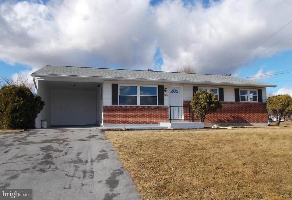 3436 Westview Cir, Greencastle, PA 17225 - photo 1