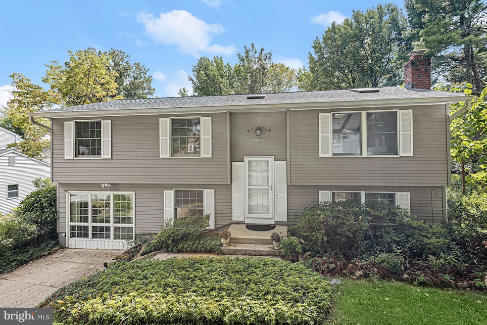 5647 Thelo Garth, Columbia, MD 21045 - photo 1