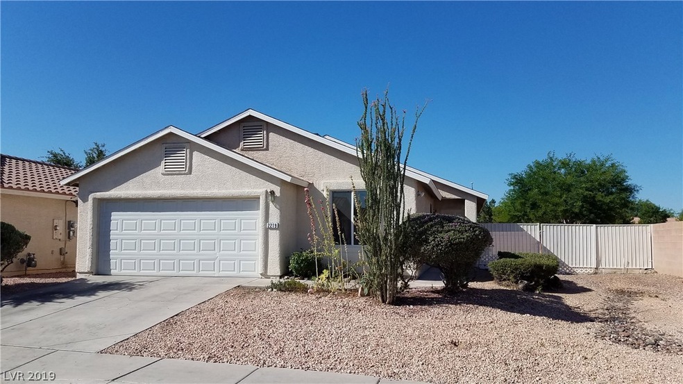 2 Car Garage, also with RV Parking!