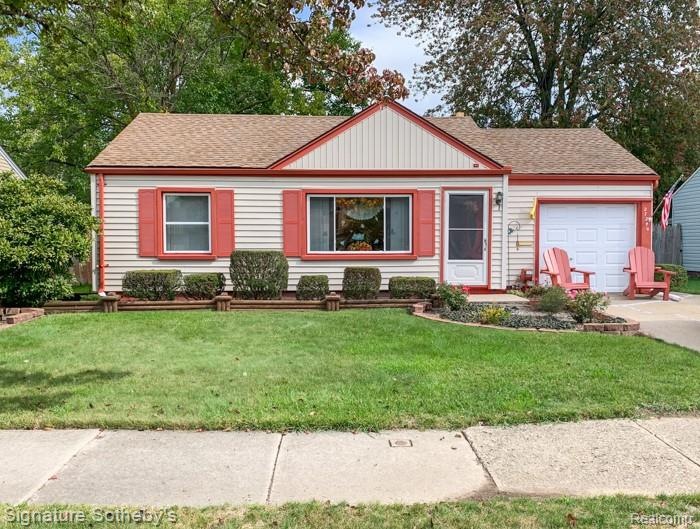 27240 Woodmont St, Roseville, MI 48066 - photo 1